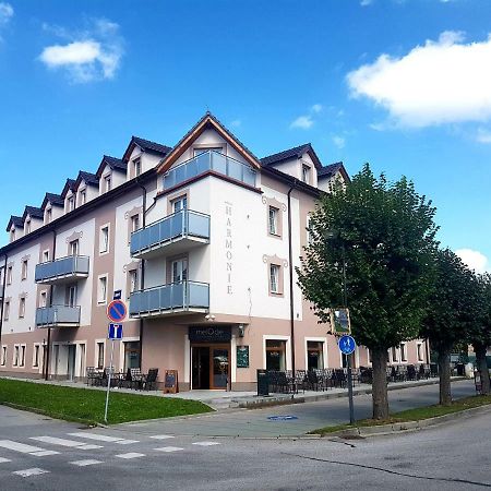 Wellness Hotel Harmonie Třeboň Exterior foto